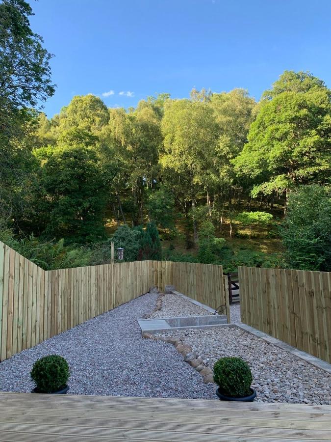 Loch Ness Woodland Pods Hotel ดรัมนาดรอคิท ภายนอก รูปภาพ