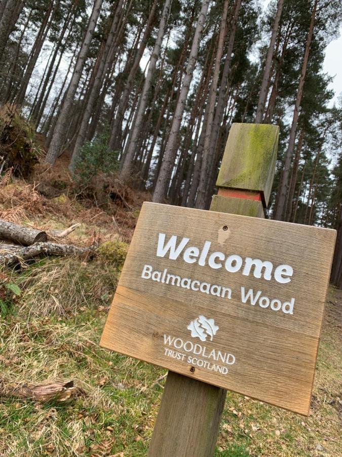 Loch Ness Woodland Pods Hotel ดรัมนาดรอคิท ภายนอก รูปภาพ