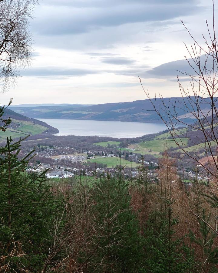 Loch Ness Woodland Pods Hotel ดรัมนาดรอคิท ภายนอก รูปภาพ
