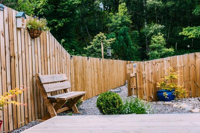 Loch Ness Woodland Pods Hotel ดรัมนาดรอคิท ภายนอก รูปภาพ